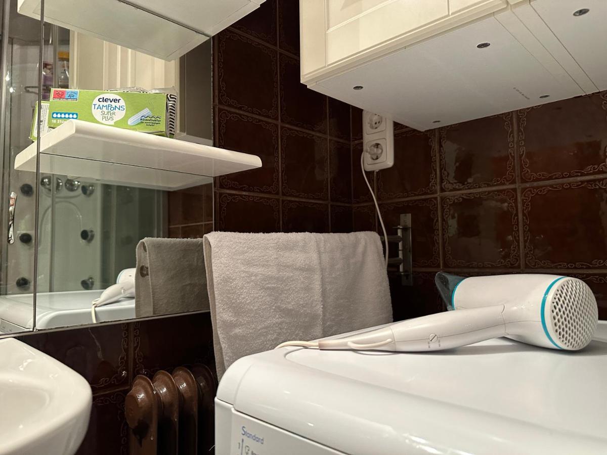 2 Rooms Flat With Balcony, Near Of Center Виена Екстериор снимка